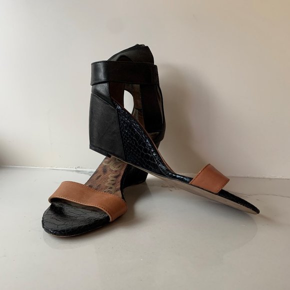 Sam Edelman wedge sandals - Picture 10 of 10